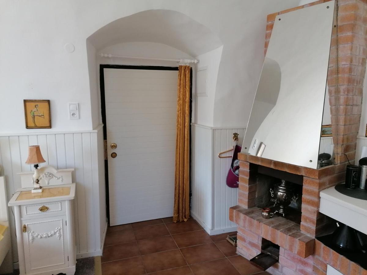 Gothic House Apartments クレムニツァ エクステリア 写真