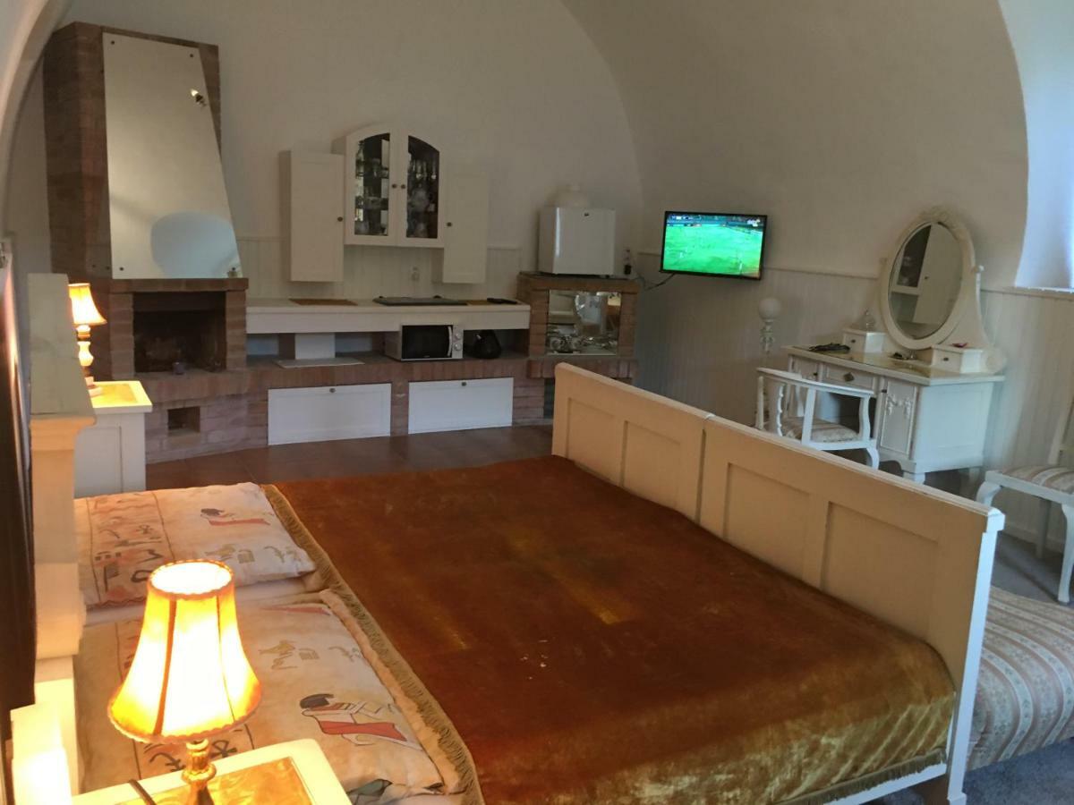 Gothic House Apartments クレムニツァ エクステリア 写真